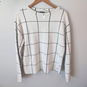 Taifun geometric sweater size. L